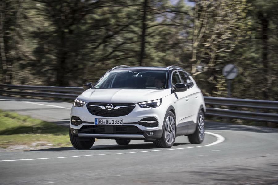  Opel Grandland X Turbo D Ultimate 2018 года  (фото 14 из 39)
